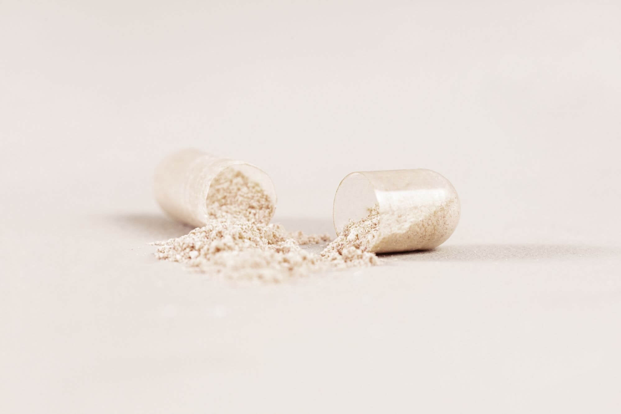 Infographic explaining the absorption benefits of L-Methylfolate in Proceive supplements.
