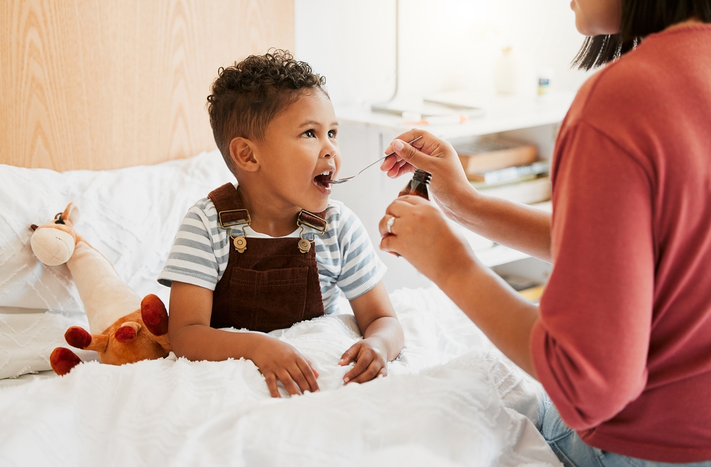 Header graphic featuring text about the best immunity supplements for kids with a clean aesthetic.