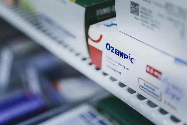 Close-up of Rybelsus and Ozempic pharmaceutical packaging from Getty Images.