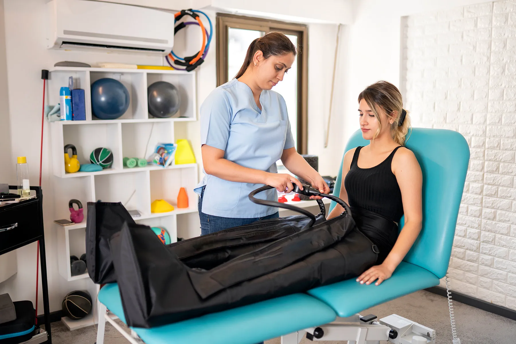 Safe Ways to Improve Leg Circulation & Prevent Clots