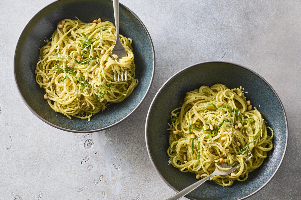 Donna Hay's 15-Minute Lemon Pesto Pasta Recipe